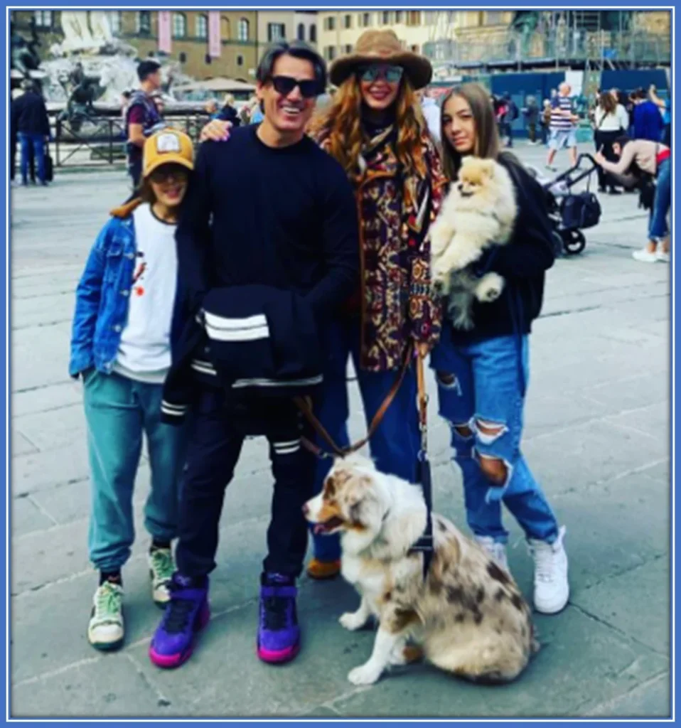 A family picture of Vincenzo Montella, Rachele Di Fiore and their children. Credit: Instagram/coachmontellaofficial/
