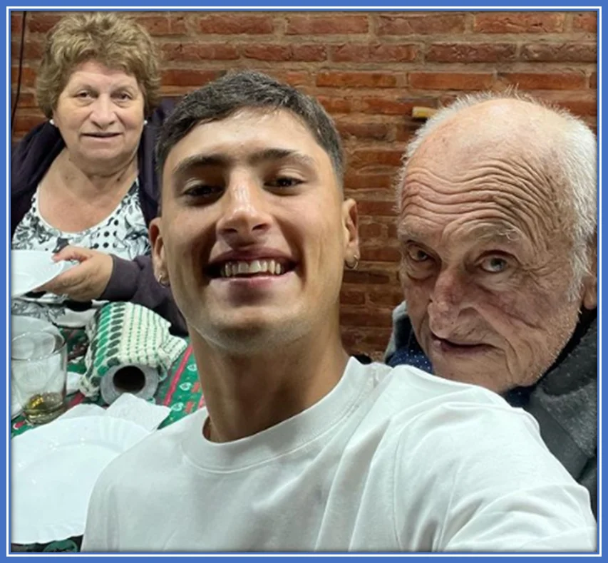 A photo of Alejo Veliz with his maternal grandparents (Cata and Heraldo). Credit: Instagram/aleeveliz_/