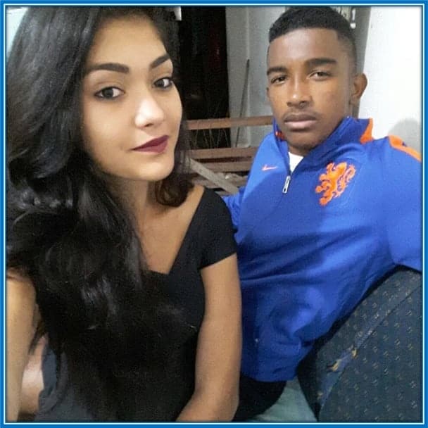 The footballer and his girlfriend (Déborah Claudino) took a photo after his return from the competition in Europe. Bremer later got married to Deborah.