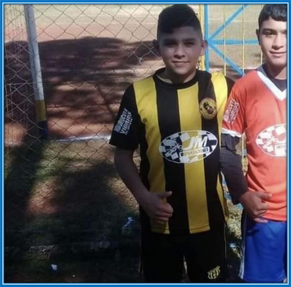 On the left is pictured Enciso, the Chubby Talent, during one of his childhood kickabouts. Credit: Marca.