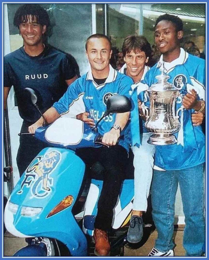 An old pix of the Chelsea Legend (on the bike) with his teammates off the field.