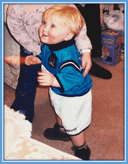 Adorable baby Tommy wearing his sports attire. Source: Twitter/Tommy_doyle8.