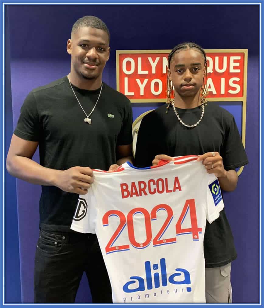 The dedicated goalkeeper cheers on his younger brother at his Lyon contract signing. Credit: Instagram/@malcolm_barcola.