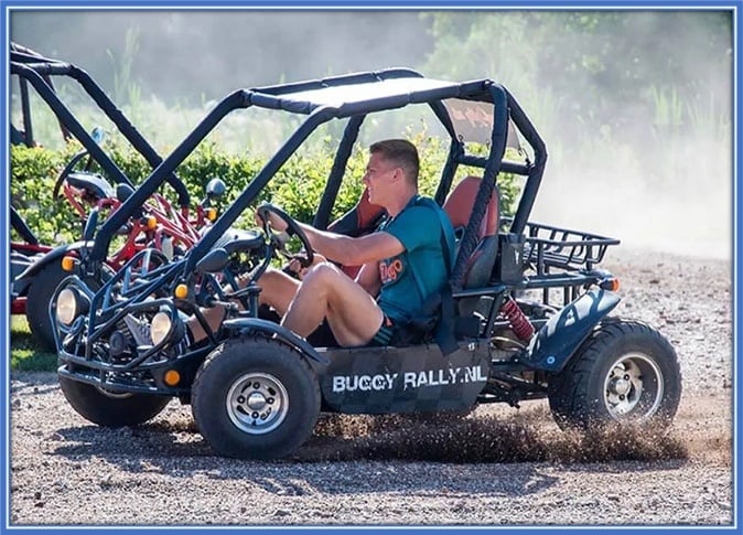 This is Sven, enjoying the cool feeling of buggy driving.