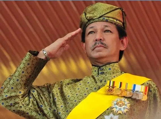 Faiq Bolkiah's father, Jefri, is extremely wealthy.