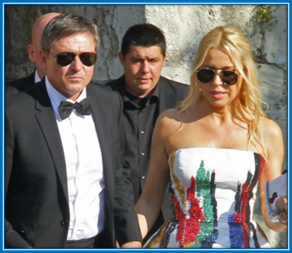 Dragan Stojkovic with his beautiful wife. Image Credit: Glossyespreso