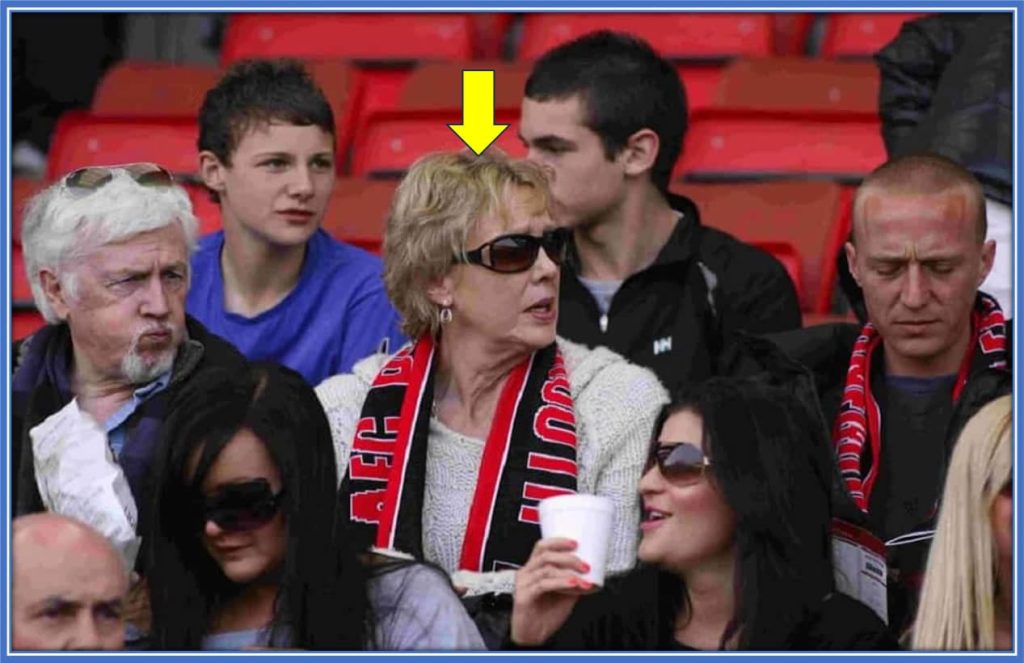 Meet one of Eddie Howe's Parents - his late Mum (Anne Howe). Credit: DailyEcho.