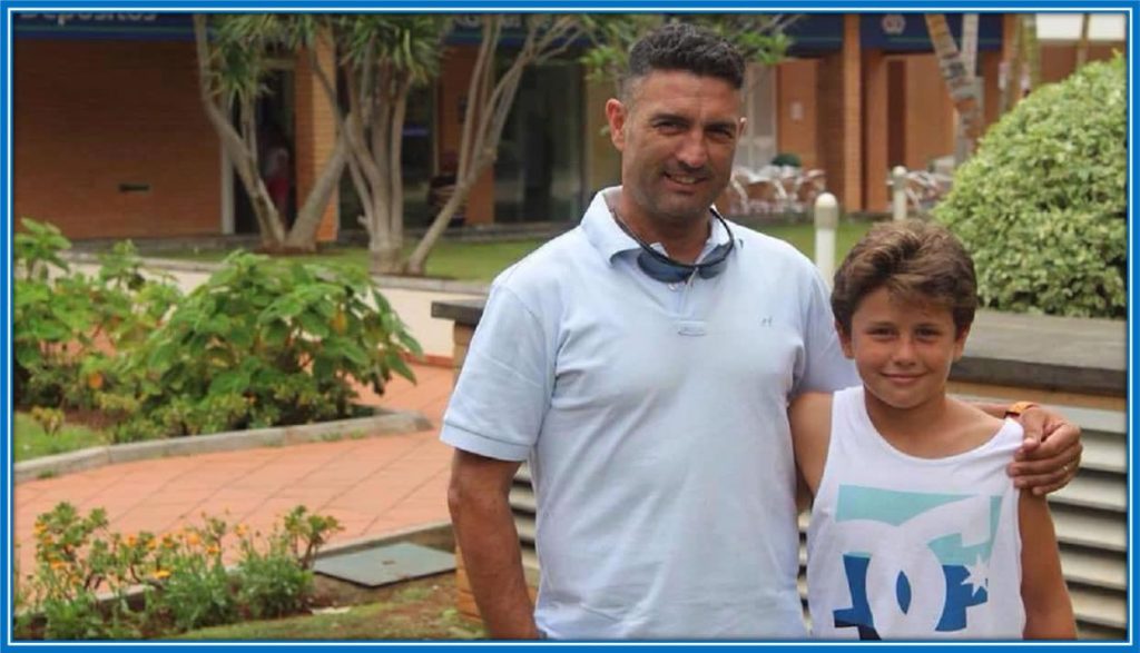 Meet one of Joao Neves's Parents, his Dad, Pedro. This was in his early years, one of those moments he hung out with his best friend, teacher and father. Image Credit: Maisfutebol.