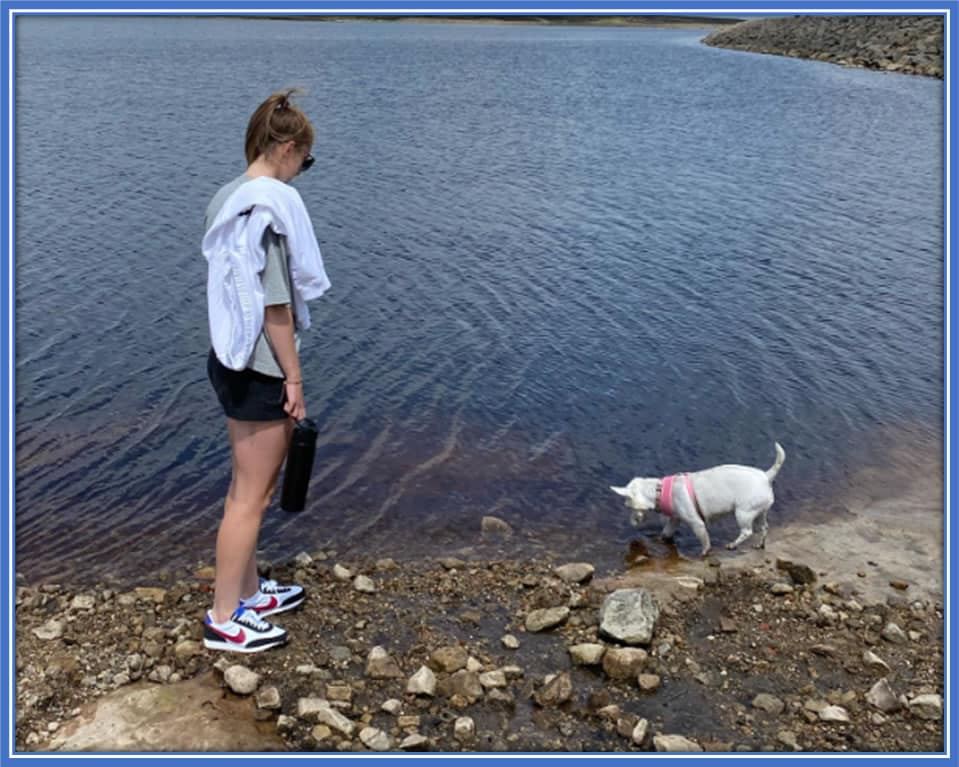 Keira Walsh, the Midfielder, finds solace by the sea with her dog. Source: Instagram/keirawalsh.