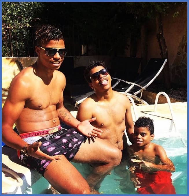 Here are some of Mario Lemina's siblings as they chill in the poolside. Source: Instagram/lemsfamily.