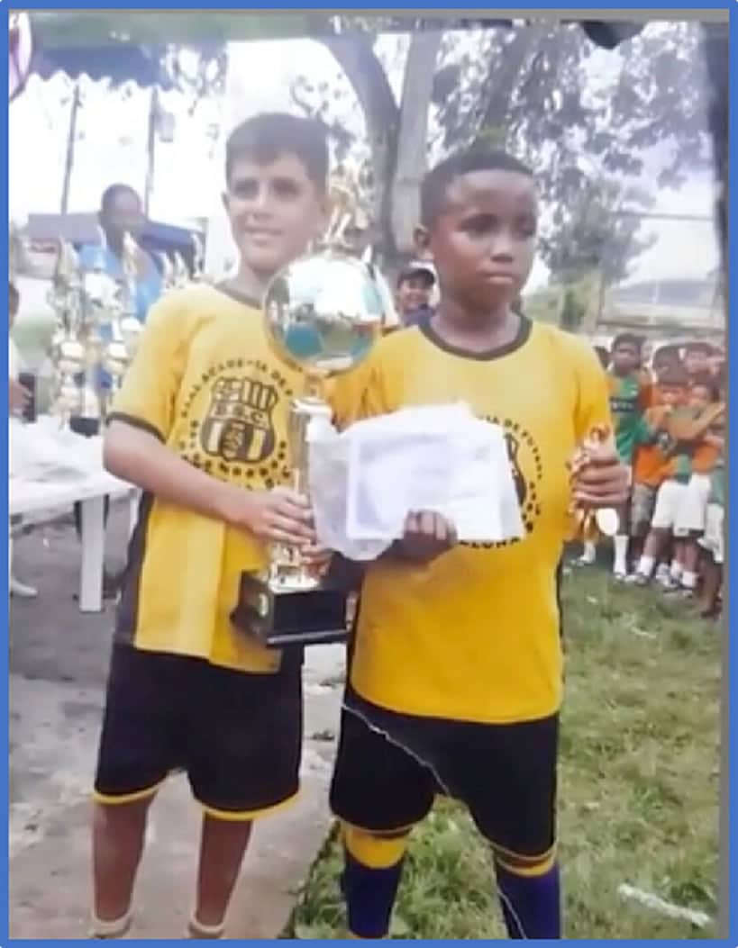 At a young age, the footballer was already a trophy winner. Can you tell which one is Piero? Image: Ole