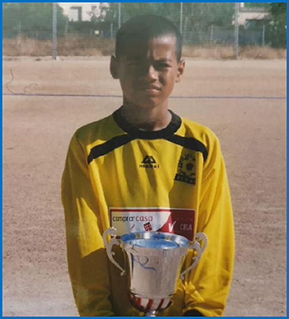 Behold Robert Sanchez in his childhood phase with a trophy he won. Source: Brighton and Hove Albion.