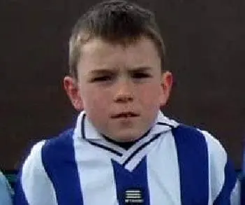 Aaron Connolly's early days with Brierhill National School.