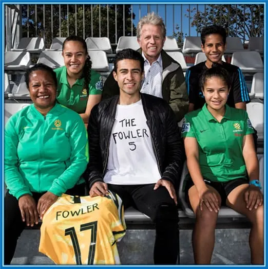 Behold Mary Fowler's Siblings and her Parents supporting one of their own.