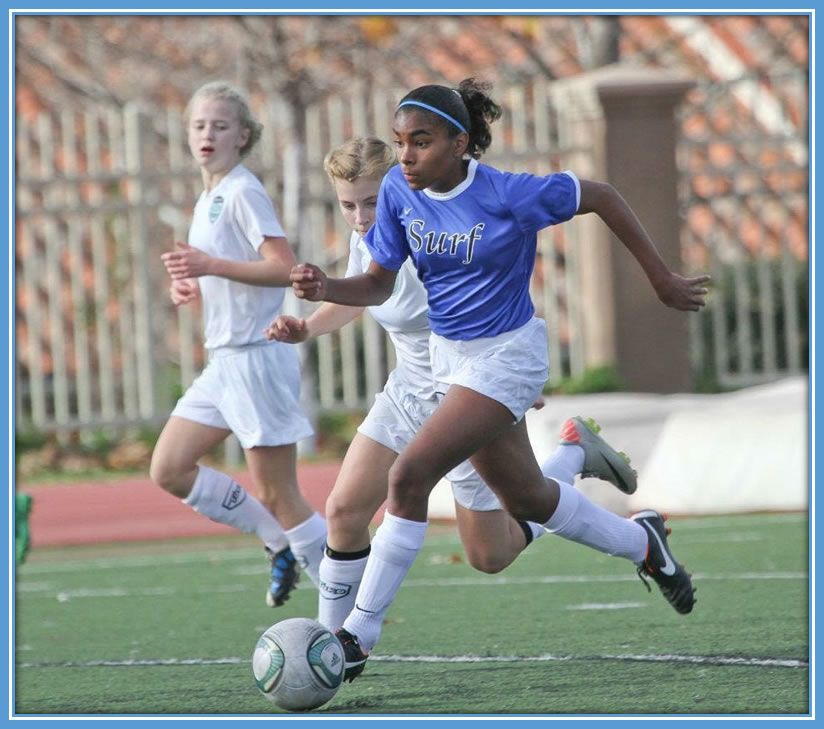 Catarina playing for the San Diego Surf SC. Source: Instagram:Catarina_Macario