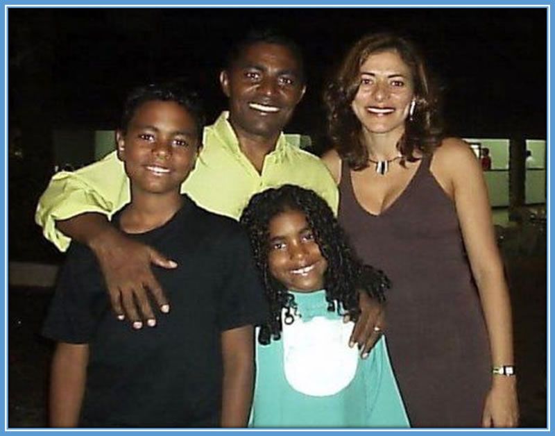 Catarina and her family. Source: Substack