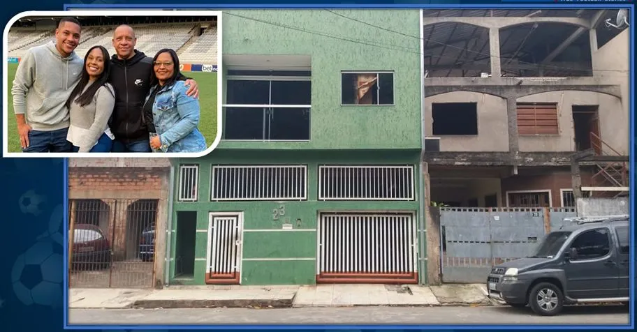 Vitor Roque's childhood home stands as a testament to his family's hard work and perseverance. In this home (situated in a middle-class neighbourhood), Hercília and Juvenal provided their children with a comfortable life.