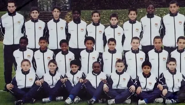 Kurt Zouma - 3rd from left in 2nd row - at boyhood club Vaulx-en-Velin. Image Credit: FPCP.