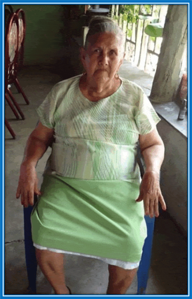 Orbelin Pineda was fond of his grandmother while she was alive.