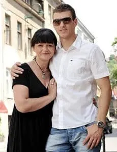 Meet Meet Edin Dzeko's Mum.