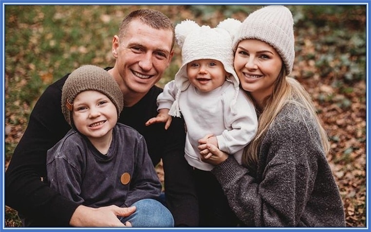 Mitchell Duke Family photo - with his wife, Charlotte and children, Jaxson and Chloe.