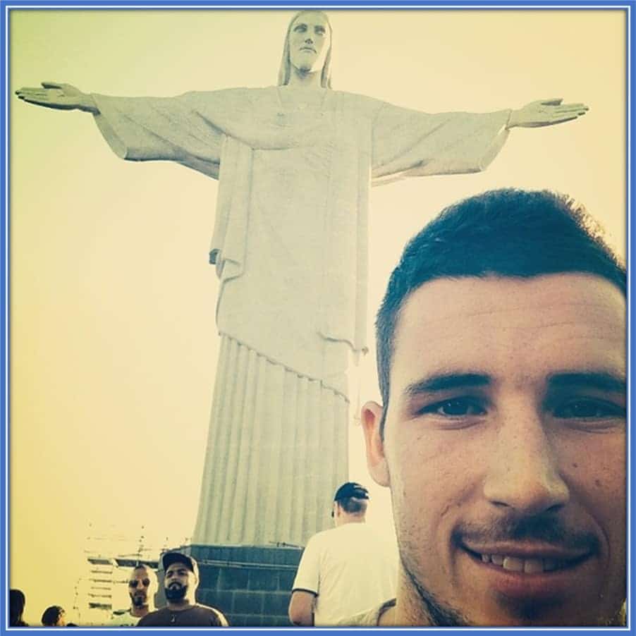 Our research on Mathew Leckie's Religion shows he is a Christian.