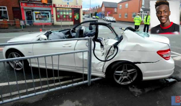 Tammy Abraham's Car Accident - The Scene.