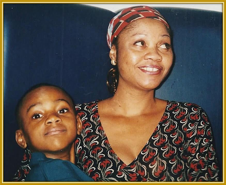 Meet Mrs Olubukola Adarabioyo who as a single mother raised her sons to be responsible. Do you notice the footballer and his mom have the same eyebrow?