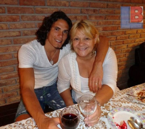 Edinson Cavani Mother- Berta Gómez.