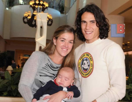 Edinson Cavani Family Photo.