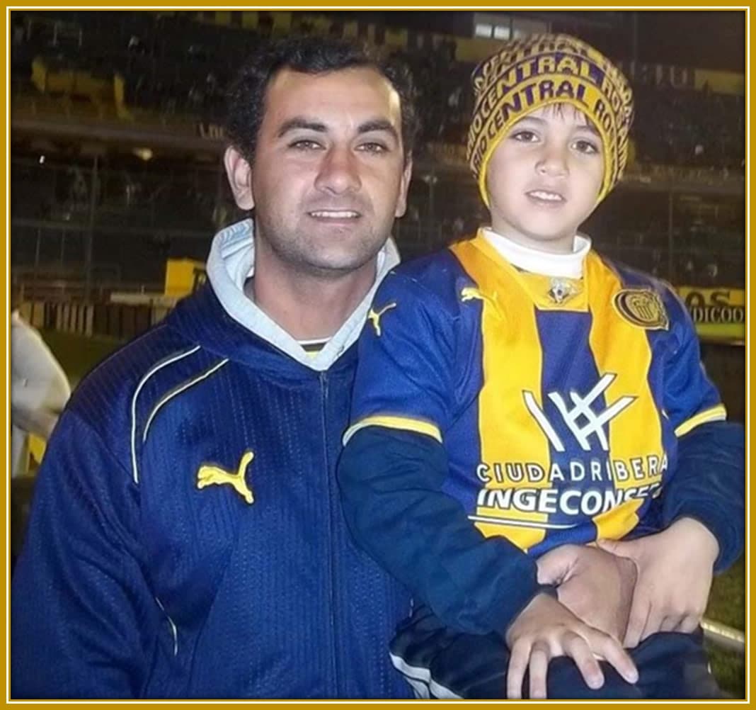 Even at this young age, Facundo’s passion for the game and his family’s love for Rosario Central shine through.